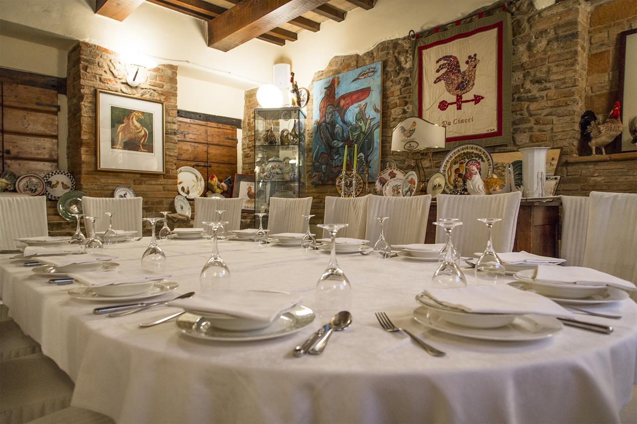 Locanda Da Ciacci Petriano Eksteriør bilde